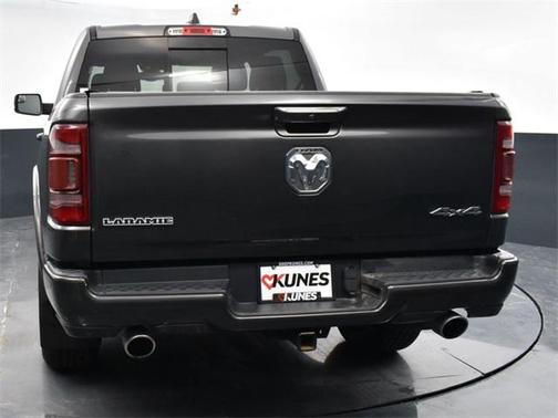 Granite Crystal Metallic Clearcoat 2020 RAM 1500 Laramie