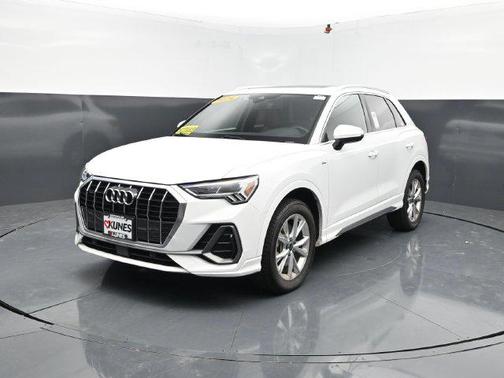 Mythos Black Metallic 2024 Audi Q3 Premium 45 TFSI S line quattro Tiptronic