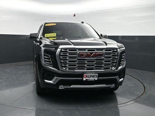 Onyx Black 2025 GMC Yukon XL Denali