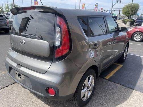 2017 Kia Soul Base