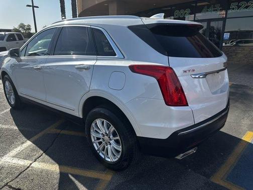 2017 Cadillac XT5 Base