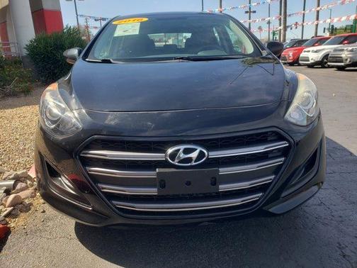 2016 Hyundai Elantra GT Base
