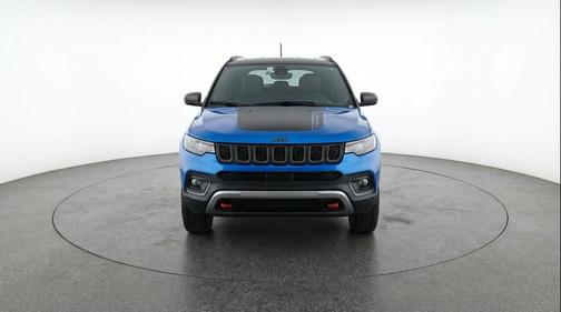 Hydro Blue Pearlcoat 2025 Jeep Compass Trailhawk