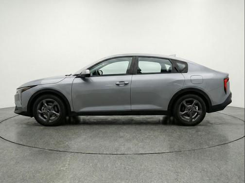 Steel Gray 2025 Kia K4 LXS
