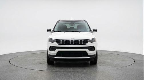 Bright White Clearcoat 2025 Jeep Compass Limited