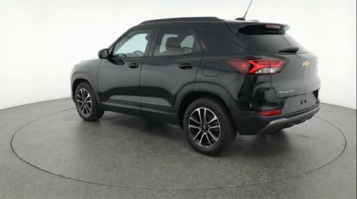 Mosaic Black Metallic 2025 Chevrolet Trailblazer LT