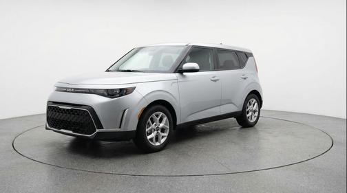 Steel Gray 2025 Kia Soul LX