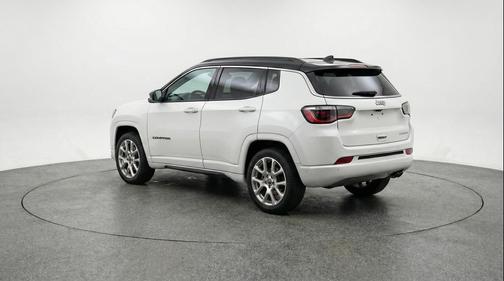 Bright White Clearcoat 2025 Jeep Compass Limited