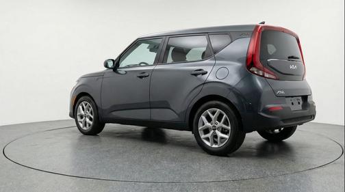 Gravity Gray 2025 Kia Soul LX