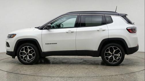 Bright White Clearcoat 2025 Jeep Compass Limited