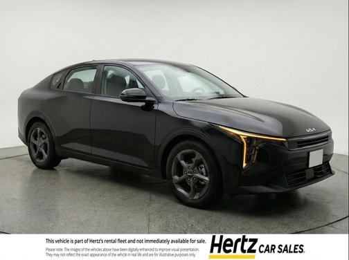 Aurora Black Pearl 2025 Kia K4 LXS