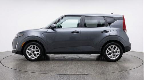 Gravity Gray 2025 Kia Soul LX
