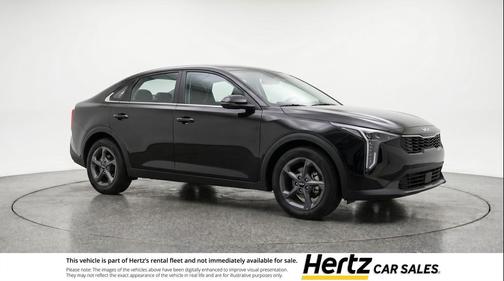 Aurora Black Pearl 2025 Kia K4 LXS