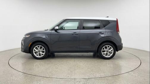 Gravity Gray 2025 Kia Soul LX