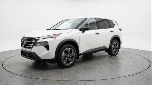 Everest White Pearl Tricoat 2025 Nissan Rogue SV