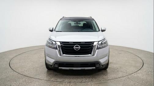 Brilliant Silver Metallic 2025 Nissan Pathfinder SV FWD