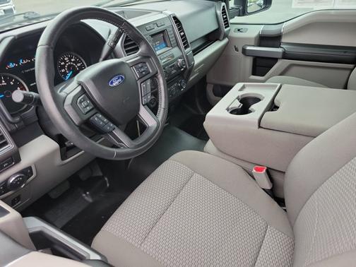SHADOW BLACK 2017 Ford F-150 XLT