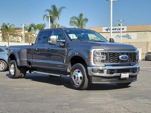 2023 Ford F-350 LARIAT SUPER DUTY