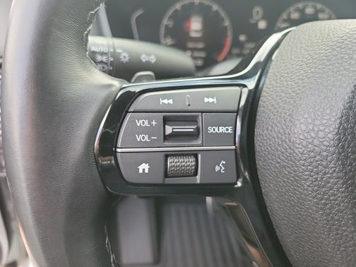 Platinum White Pearl 2024 Honda Civic SPORT