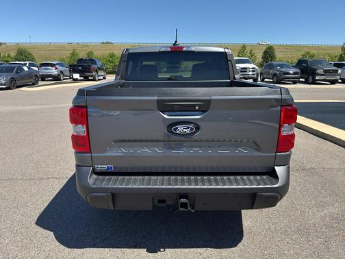 Carbonized Gray Metallic 2026 Ford Maverick XL