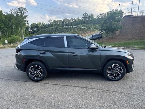 2025 Hyundai TUCSON Hybrid Limited