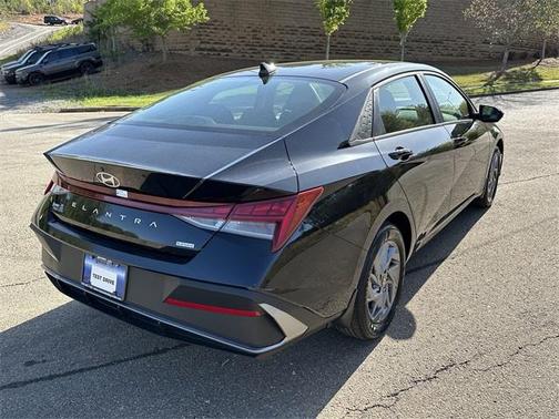 2025 Hyundai ELANTRA HEV Blue