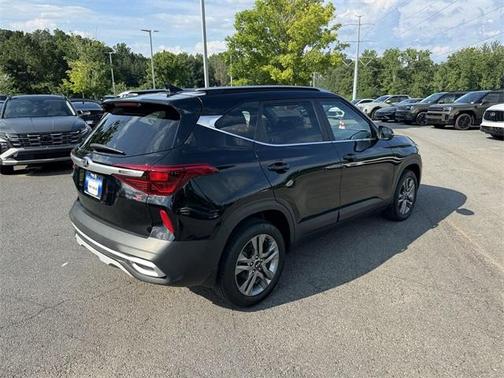 2021 Kia Seltos S