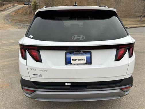 2025 Hyundai TUCSON SEL