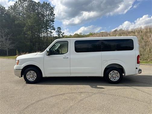 2016 Nissan NV Passenger NV3500 HD SL V8