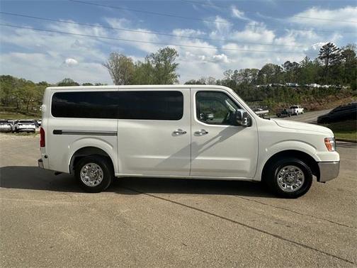 2016 Nissan NV Passenger NV3500 HD SL V8