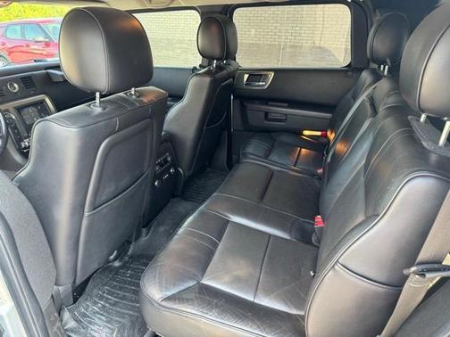 2009 Hummer H2 SUV Luxury