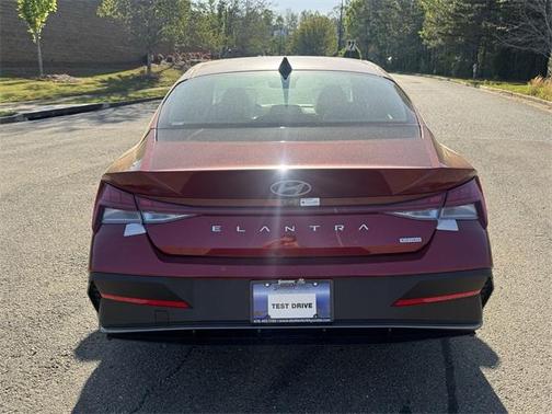 2025 Hyundai ELANTRA HEV Blue