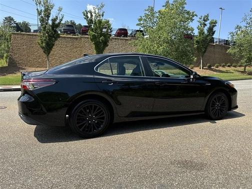 2021 Toyota Camry Hybrid LE