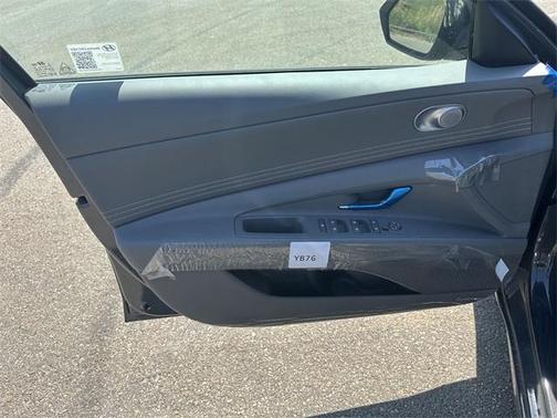 2025 Hyundai ELANTRA HEV SEL Sport
