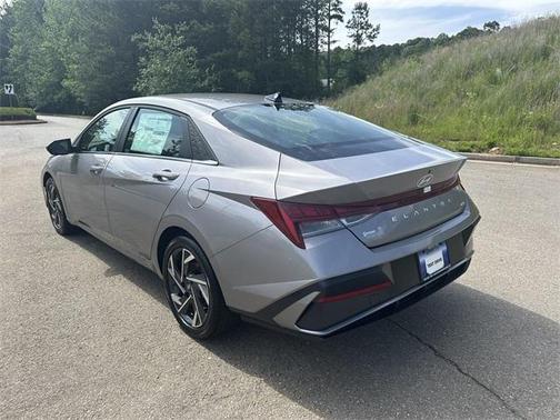 2025 Hyundai ELANTRA HEV Limited