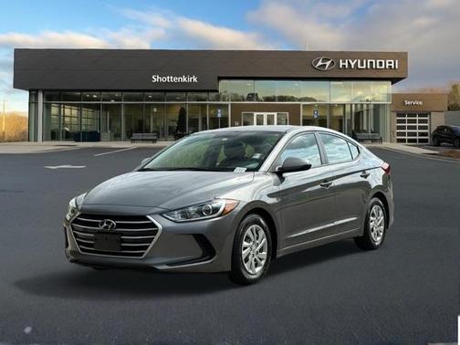 2018 Hyundai ELANTRA SE