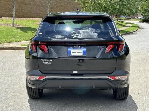 2024 Hyundai TUCSON SE