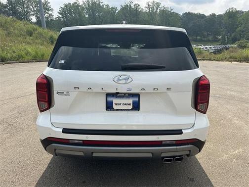 2025 Hyundai PALISADE SE