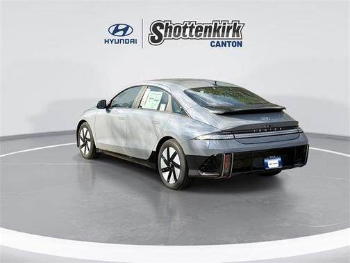 2025 Hyundai IONIQ 6 SE