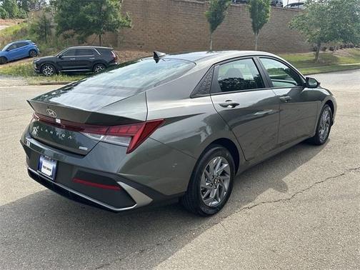 2025 Hyundai ELANTRA HEV Blue