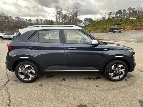 2025 Hyundai VENUE Limited