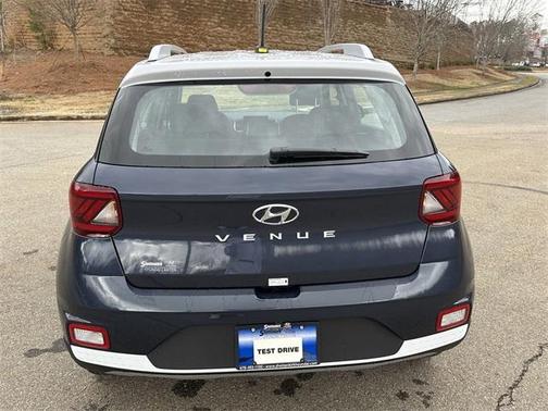 2025 Hyundai VENUE Limited