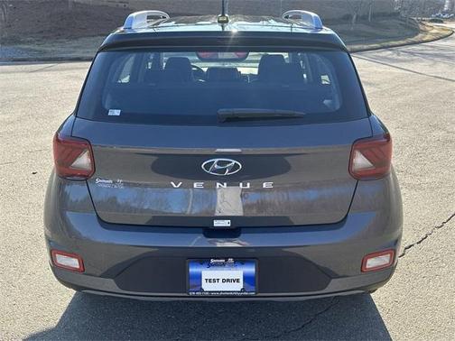 2025 Hyundai VENUE Limited