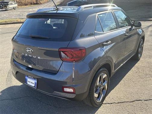 2025 Hyundai VENUE Limited
