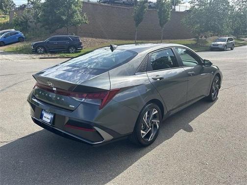 2025 Hyundai ELANTRA HEV Limited