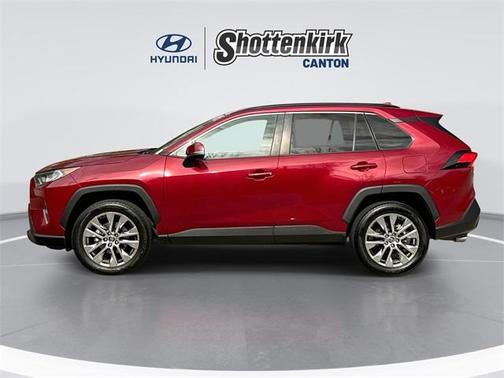 2020 Toyota RAV4 XLE Premium