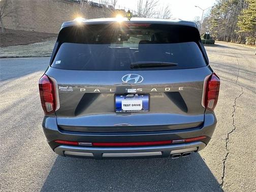 2025 Hyundai PALISADE SEL Premium