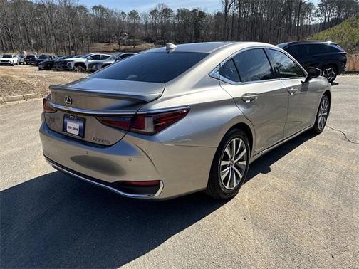 2020 Lexus ES 300h Base