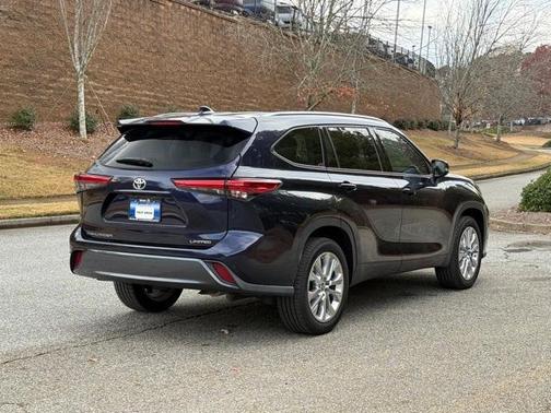 2022 Toyota Highlander Limited