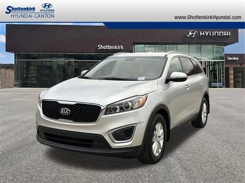 2017 Kia Sorento LX